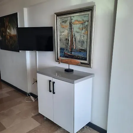Vista Suites Properties 아파트